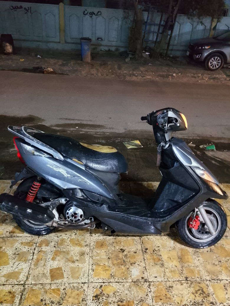 السلام عليكم للبيع دراجة ثعلب دراجة جديدة خير من الله السعر 350وبيها مجال العنوان بغداد الأمين الثانية للاستفسار ***********
