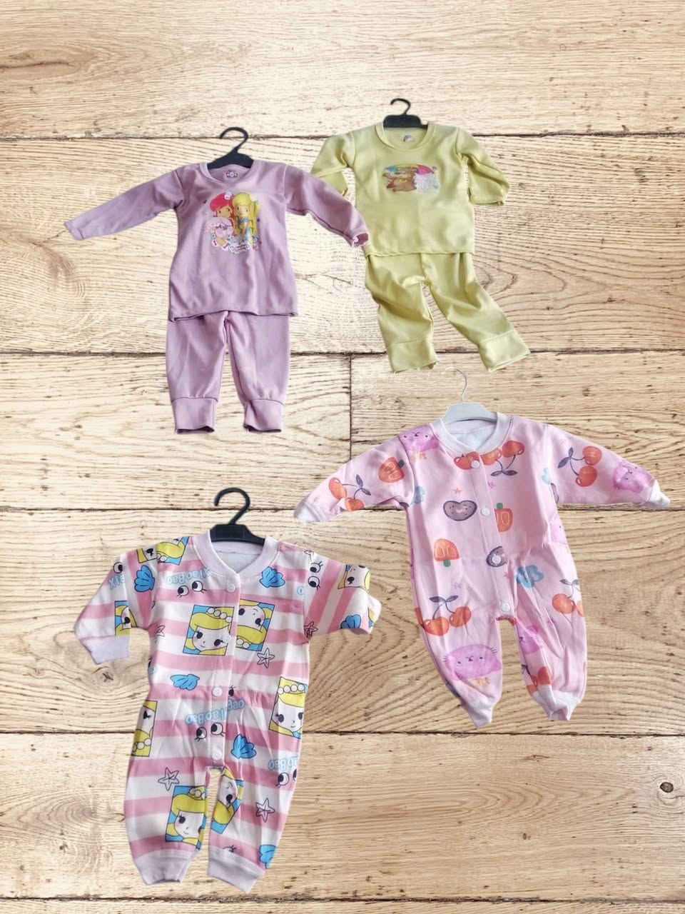 #تراك_بيبي_ل٤سنوات حسب القياس ب٢٥٠٠ وب٣٥٠٠
#بلوز_ولادي بناتي ب٣الاف
#بدي_داخلي_٢ب٥الاف
#يوجد_توصيل
#العنوان_فلوجة_حي الشهداء شارع مرطبات مشمشه مقابل عيادة دكتور وليد الفهداوي مجاور مكتب العراب للموبايل
#للحجزخاص او واتساب ***********
