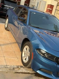 جارجر ٢٠٢٣ بدون رقم دخول جديد لون بحري مميز  حادث السياره بنيد شي بسيط...