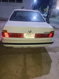 بي ام 525 • للبيع