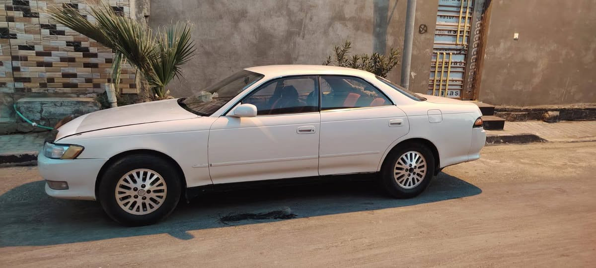 سلام عليكم سياره مارك نفخ جديده مال جناي مكفوله كصه ونقل تخم تاير كير ومكينه جدد مديل 2000 جاهزه تبريد شغال مكان سياره زبير شعيبه السعر 61 وبيه مجال مكينه وكير ونجي رقم ***********
