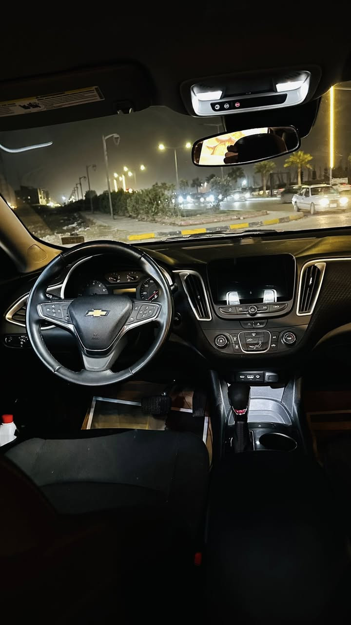 السلام عليكم 
للبيع ماليبو امريكي 🇺🇸
فئه Rs 2023
السياره مكفوله كفاله عامه من الدعاميه للدعاميه 
رقم اربيل  الانكليزي شرط التحول او الوكاله
لون سلفر 
شاشه كبيره تدعم الكار بلي
تحديد سرعه 
تحديد مسار 
قياده ذاتيه 
ماشيه 80 الف 🇺🇸
اجناح شركه 
ويل 18 
تحكمات استيرن 
ثلاث انطمه قياده 
السعر 145 وبيها مجال للشراي 
رقم الهاتف ***********
