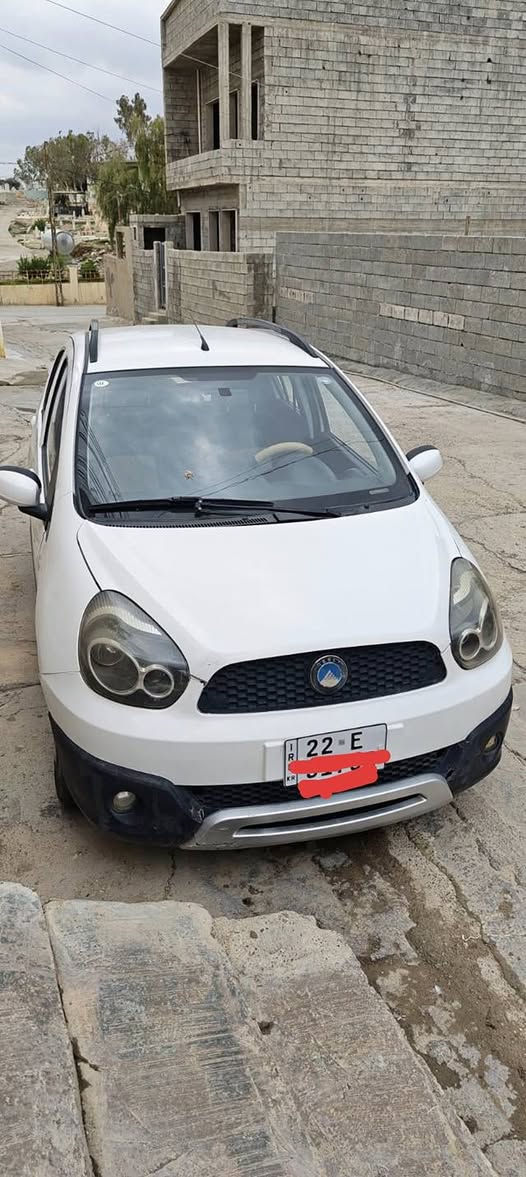 للبيع جيلي gx2  موديل 2013 كير اوتوماتيك 
رقم جديد سنوية جديد بدون صبغ بي مكان صغير تعديل بارد ماشية 115 الف السيارة نظيفة للاستفسار ***********
*********** 
السعر 60 وبي مجال أربيل, العراق
