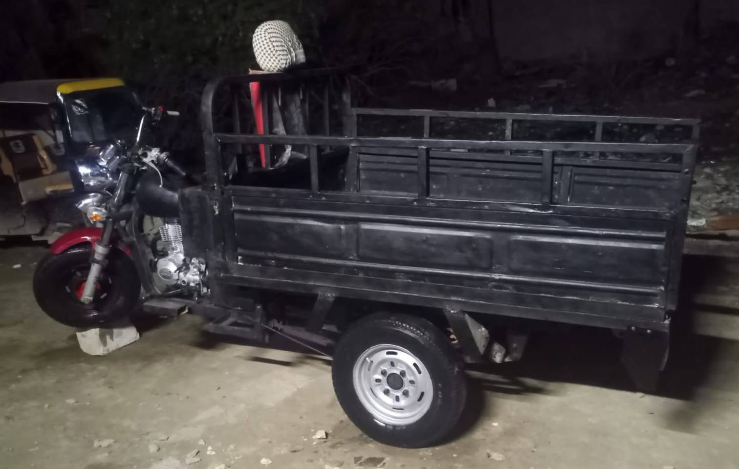 سلام عليكم ستوته البيع كلك ستوته جاهزه كامله محرك مجفت جديد وراق ضايعه كفاله عن سرقه مكاني بابل الحمزة الغربي السعر 700بيهه مجال بصيط رقم راعيهه *********** ***********
