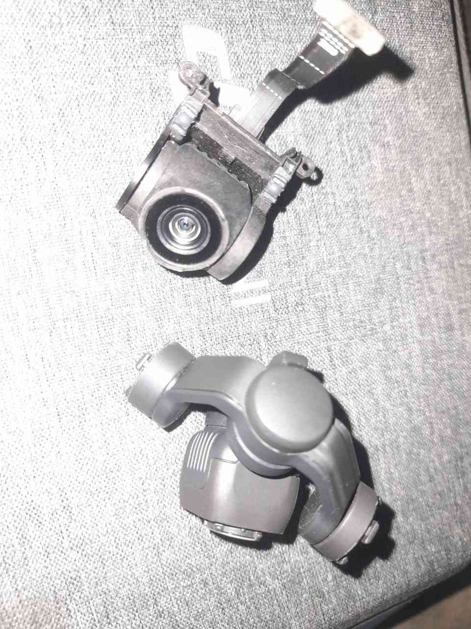 السلام عليكم  //  كما موظح بالصور كنابل عدد 2 واحد مالت ميني 3 والثاني مالت نيو مالت النيو كامل مابيه نقص اما مالت الميني 3 نقص شريط ونقص قبق عدسة الكامرة شراي يجيني خاص


**إذا كنت صاحب هذا الإعلان وتريد حذفه لأي سبب، رجاءا أرسل رسالة إلى الدعم الفني**