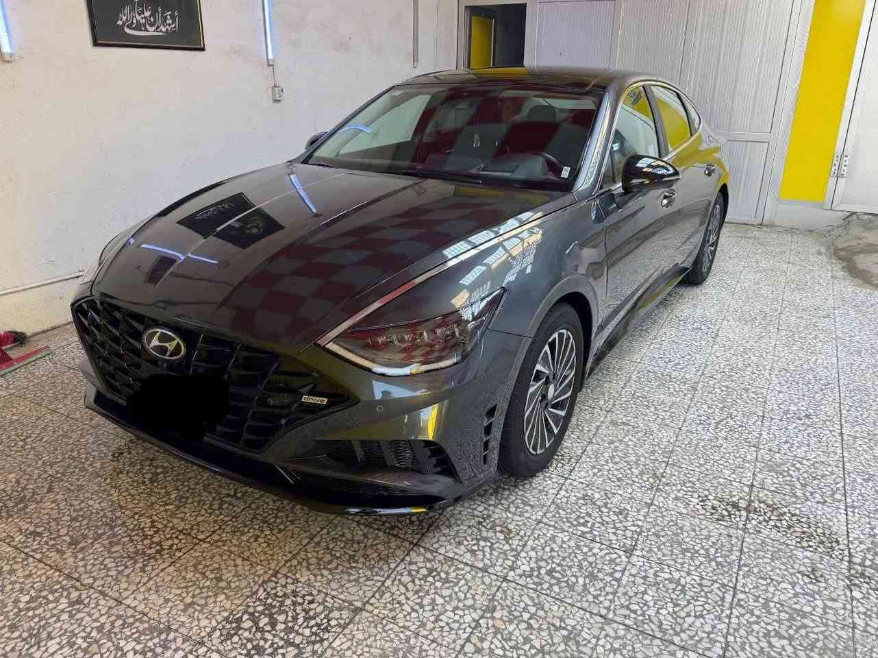 لسلام عليكم سوناتا 2023 فول مواصفات للاخير هايبرد شنو بالك موجود بيها السياره رقم نجف الجديد تحويل ثاني شي السياره دخول جديد ومابيها كل نقص حادثها 3 قطع سونار بيها موجود وصور الحادث هم موجوده اليحب يدخل خاص ادزهن سعر 155 قفل مال بيع مكان السياره نجف بيع فقط بدون مراوس ***********
