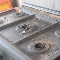 هذ طباخ قبل التنظيف وبعد التنظيف  وهذ رقم � تلفوني 07701249847