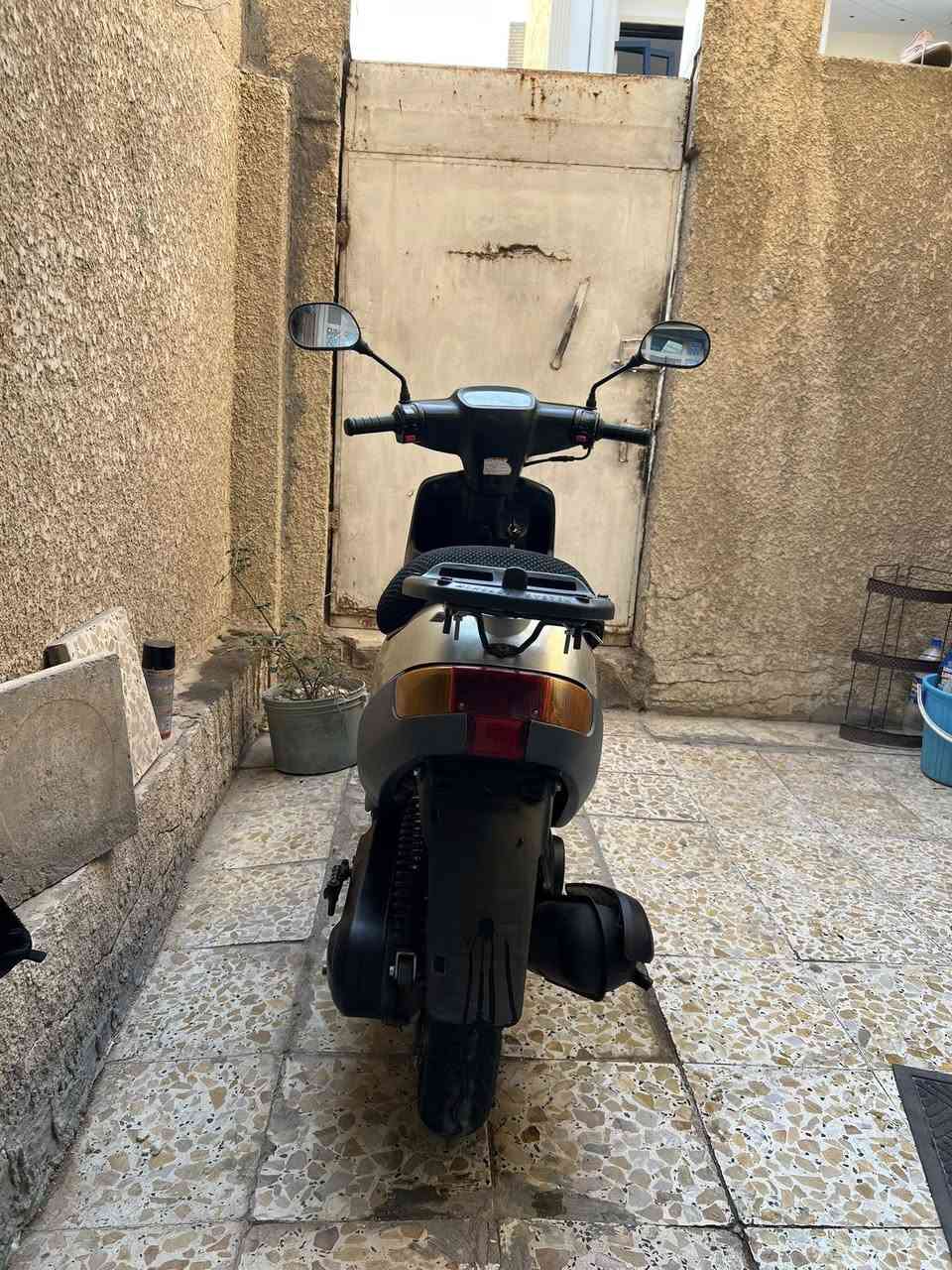 السلام عليكم دراجه بطه للبيع ستخدام قليل بغداد الجديده السعر ٤٠٠ وبيها مجال ***********
