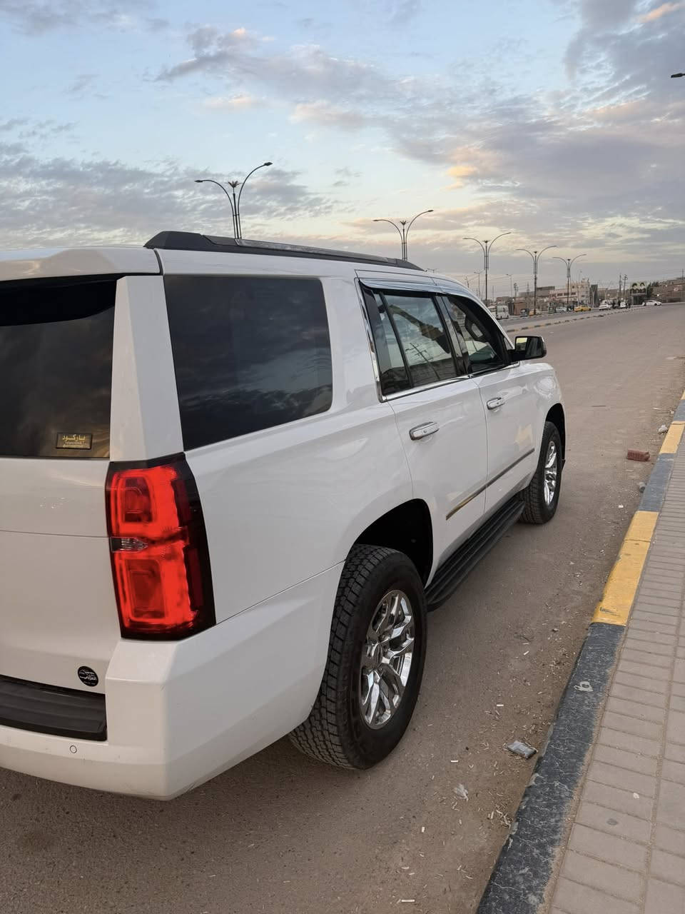 سلام عليكم تاهو مديل 2017سياره جاهزه مكفوله ماعده جاملق مصبوغ العنون البصره القبله الرقم ***********
