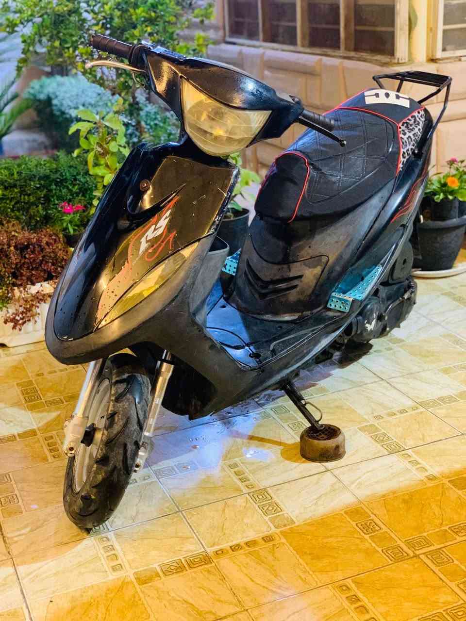 ماكس عدله ياباني 
سلف وهندر وكهربائيات كله شغالة 
شلعه ومعدل ونعومه 
السعر/400
حله مركز المدينة 
***********
