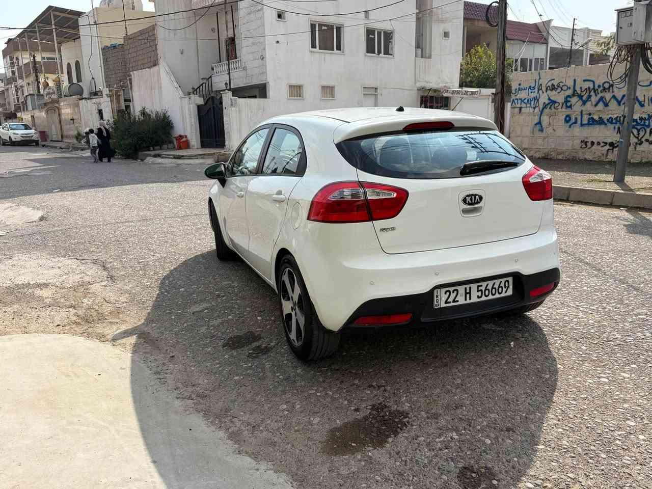 كيا ريو موديل ٢٠١٣ گير و مةكينةي بةشةرتة يةك دينار مةسروفي تيدا نيية ٣بارجةي سبوغة رةقةم و سةنةوي نويية سعري ٨٢$ مجال سوين هةولير ***********
Whatsapp أربيل, العراق
