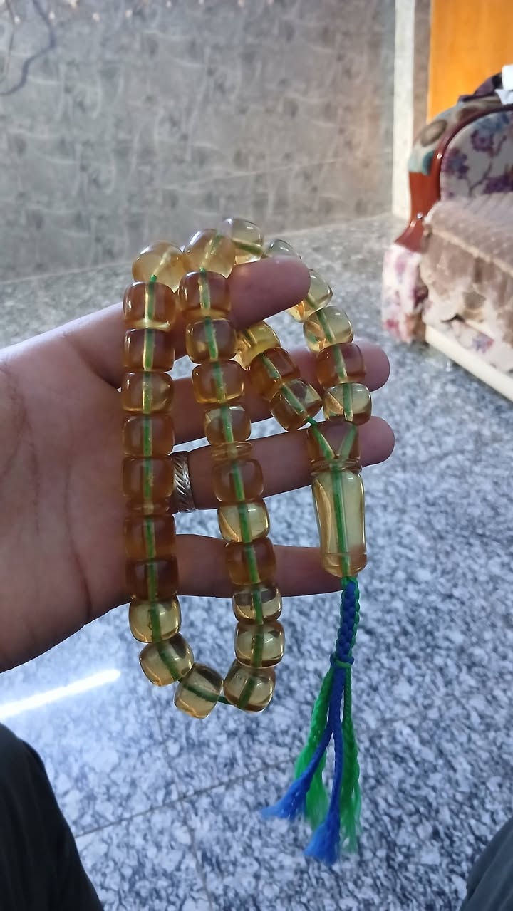 من رخصة مدير الكروب المحترم 
سندلوس افغاني خشنة قديمة لون زيت الزيتون كصة صندوقي تخريم سوبر نقاوة
نضافة ١٠٠% المهتم تواصل خاص
 توصيل الكل محافظات  العراق 🇮🇶


**إذا كنت صاحب هذا الإعلان وتريد حذفه لأي سبب، رجاءا أرسل رسالة إلى الدعم الفني**