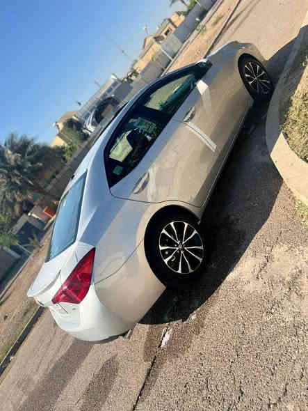 السلام عليكم
للبيع كورلا 2017 امريكي فول 1/1 SE
بصمه - فتحه سقف - بصمه ابواب - بصمه صندوق - شفتات ستيرن - اشاير مري - مري هيتر - رادار امامي ( توقف ذاتي ) - خروج عن المسار - مثبت سرعه كروس - تحكمات ستيرن - شاشه كبيره - كشن مخمل وجلد حضن - زنون عالي ناصي بلادي 
 3 انضمه قياده سبورت - نورمال - ايكو
السياره ماشيه 91 ميل 
رقم بغداد  بأسمي تحويل ثاني يوم سنويه جديده 
حادث السياره بارد بدون اي ايرباك ولا دواخل 
صور الحادث موجوده بلمنشور
عنوان ديالئ     الاستفسار  ***********
