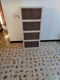 لوكر ثقيل • عرض ٨٠ • ارتفاع ١٨٠