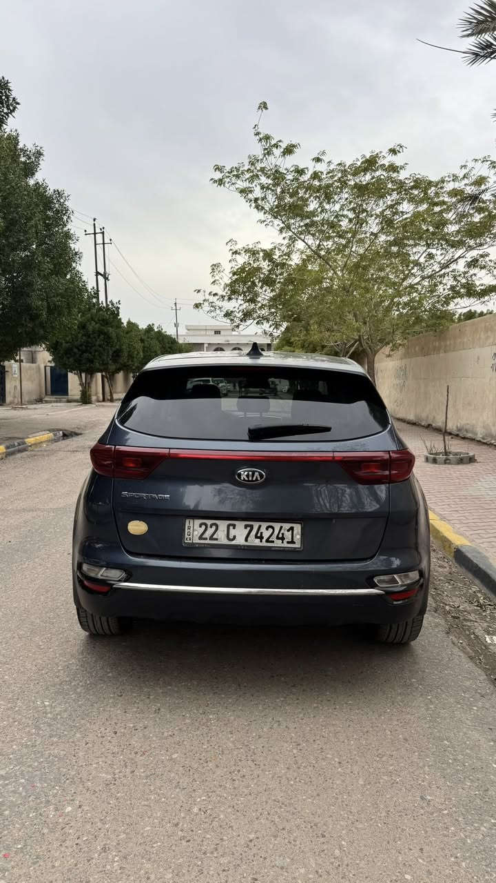 سبورتج 2020 امريكي
موصفات شاشة وكامرة ويل جبير 
الصبغ ربع البنيد وصفحة السايق بدون دواخل
صور الحادث والسونار بلمنشور 
سيارة جاهزة ما بيهة نقص 
ماشية 90 الف ميل 
مكاني بغداد العامرية 
السعر 139
رقمي ***********
