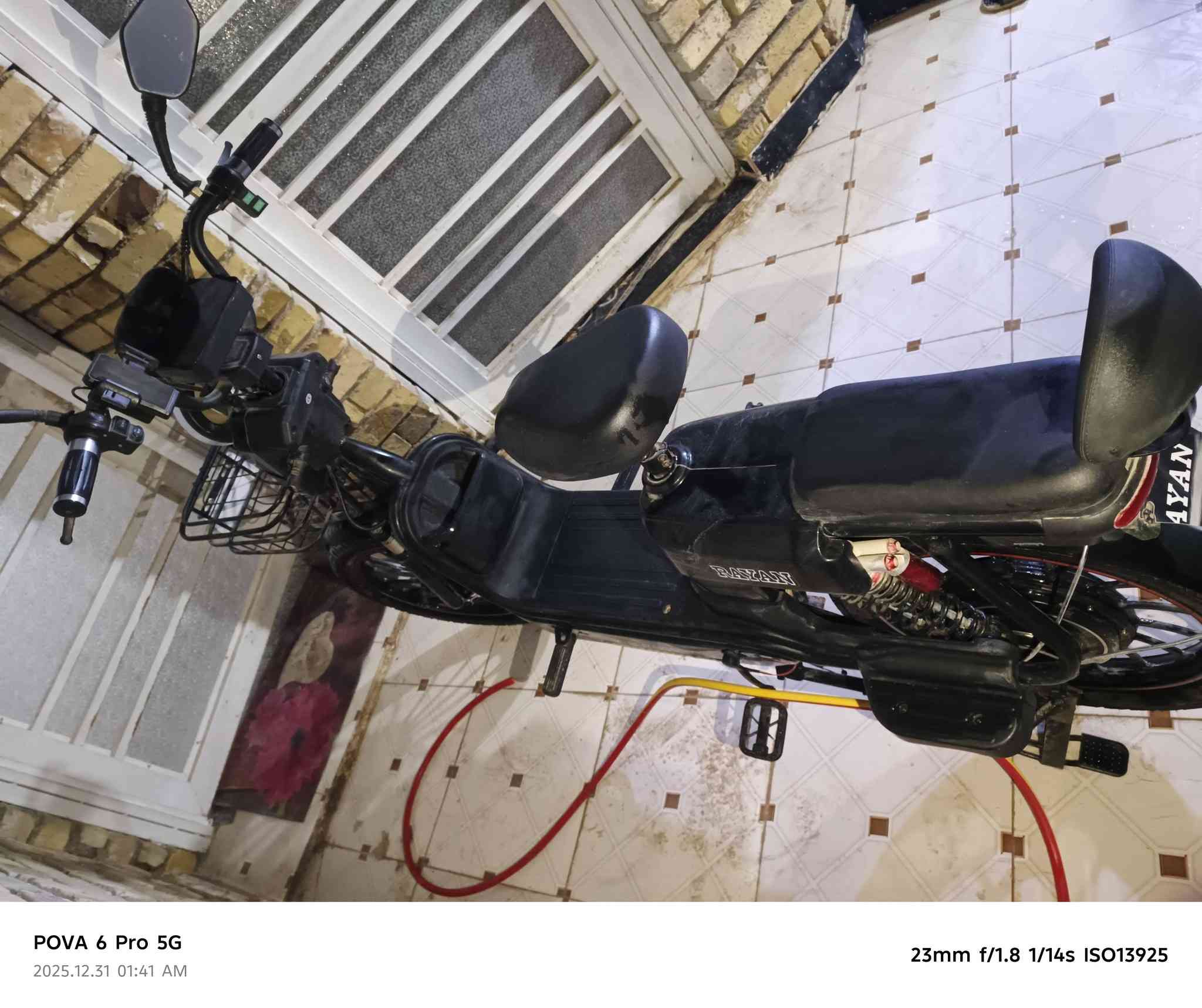 سلام عليكم بايسكل شحن لل بيع 5 بطاريات بيع مستعجل صار شهرين من اخذته بايسكل كامل مكمل ماعوزه شي السعر 450 وبي مجال لل شراي ول مو شراي لايتعبني فدوه اروحلك الرقم اذا مامتواجد على الخاص ‏‪***********‬‏ بي واتساب
