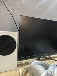 اكس بوكس سيريس اس جديد استخدام شهرين سعر ٢٧٥ وبي مجال   شاشة كيم اون ١...