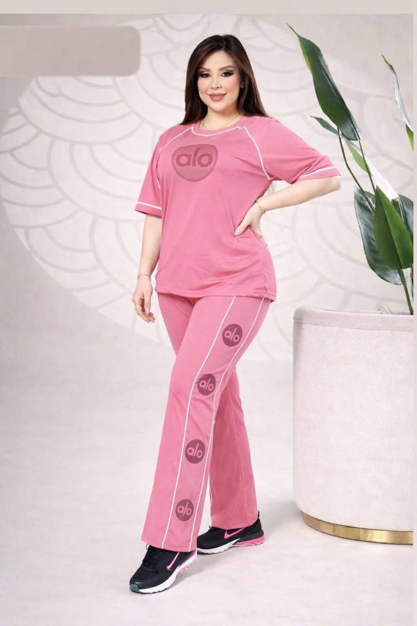 تراك رياضي سويتر قطن ليكرة 3 موديل كل موديل 6 الوان 4 قياس M-L-XL-2XL


**إذا كنت صاحب هذا الإعلان وتريد حذفه لأي سبب، رجاءا أرسل رسالة إلى الدعم الفني**