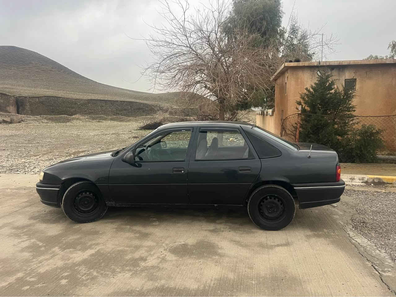 ئاسیا   ***********    کۆڕەک *********** 

لە تەقتەقم بای 32 گەڵا مەجال  

تحویل براوە خرامە گئر مەکینە دەعم بەشەرت

1993 مەکینە 20 کۆبۆنی هەیە
بئ دەعم و لئدراو چەکوشی پئوەنیە 
 کارەبای کامل مەزبوت هەموو گیانی لۆک 
خوار هەموو بازاڕ   32. مەعمەلە لە تەقتەقم

واتسئاپ ڤایبەر. *********** كويسينجاك, أربيل
