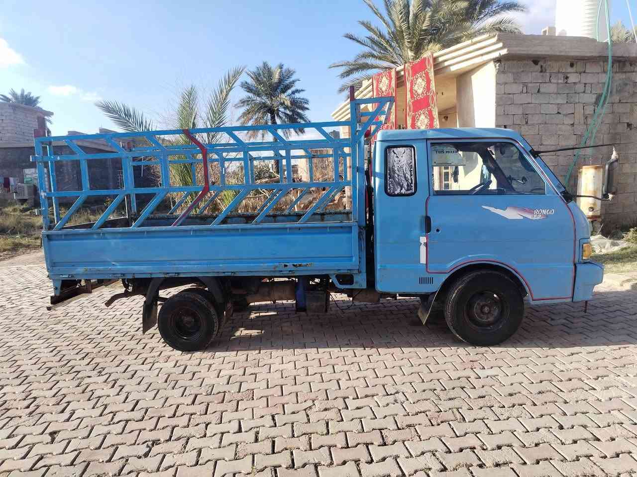 سلام عليكم
كيه بنكو موديل 96 رقم نكليزي و بسمي 
كير شرط محرك بنقص شي قليل شاصي شرط مكاني ديالئ خالص 
سياره مانقصها شي مال جناي 
ملحضه اني مكلف بل نشر هاذا رقم صاحبها ***********
