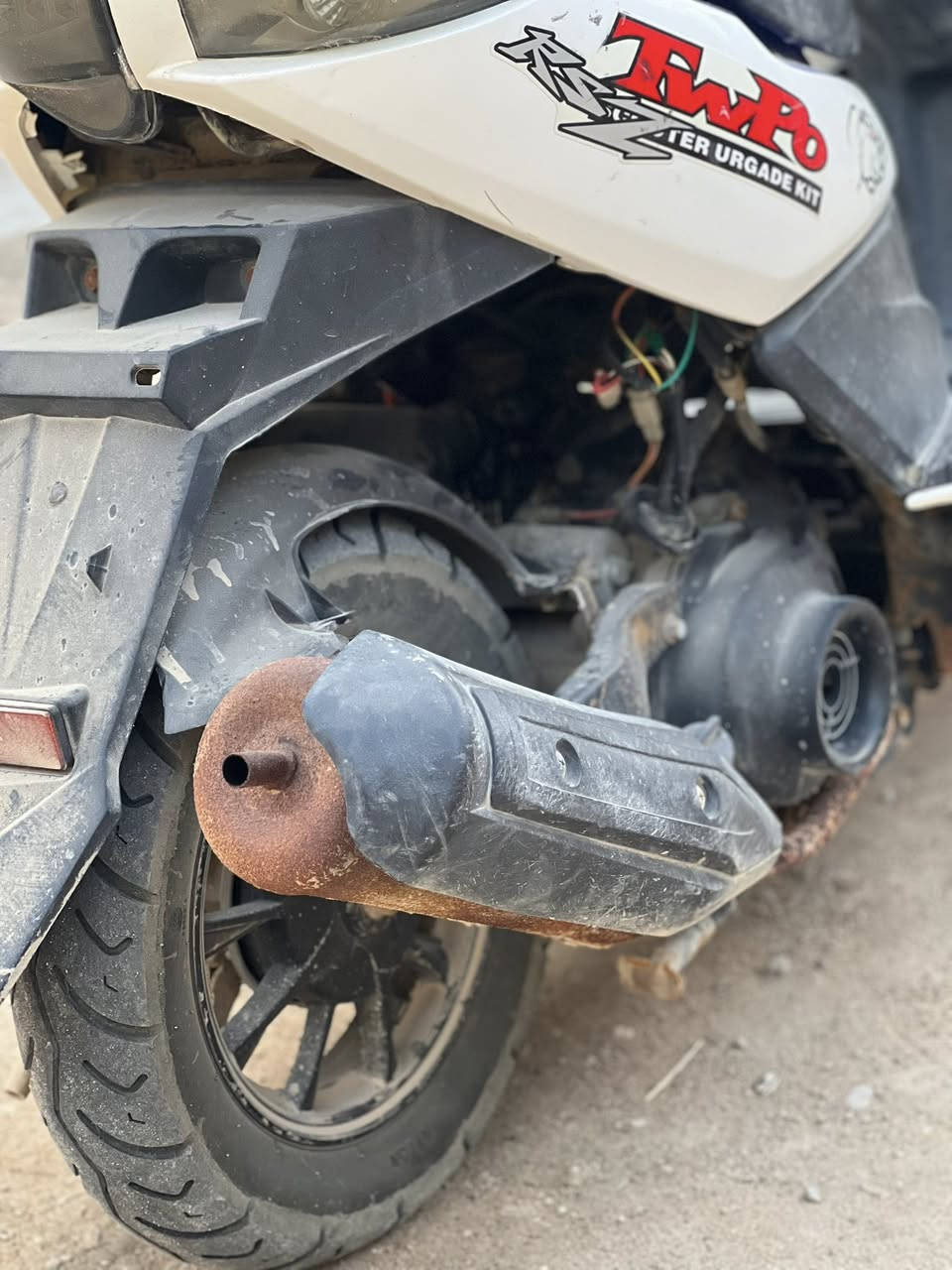 ماكس. ثعلب موديل2023 دراجة. مجفت مكينه بالجديد ويرادلهة شغل كهربائيات. شوي. وكفرهة الكدام وكم وتشخط هيج مو مكلوب. اشاير وسكنات شغالل بس. يراد. ينربطن الفيش من داخل. مستعجل علا. بيعتهة ب325 وبيهة. مجال
عنوان البصره. ابو صخير. 
تواصل:***********
