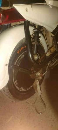 دراجة شحن حجم 14 مستخدمة قليل تحمل وزن 80كيلو كل الكهربائيات  تشتغل كل...