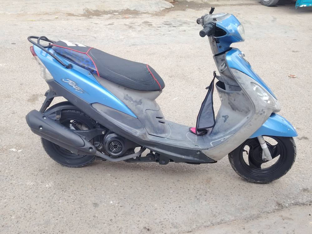 سلام عليكم شباب دراجه ماكس قجمه نضيفه مجفته بس بلاد 49 مثل ما واضح كدامكم نضافه فول كامله من كلشي سعرهه 600
رقم تلفون *********** البصرة, العراق
