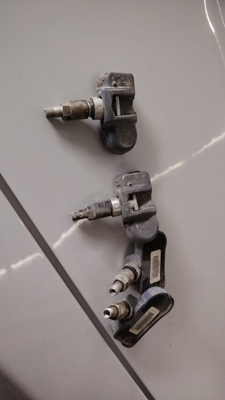 سلام عليكم كشنات للبيع ب٢٠٠ لف وحساسات مال كصه ب٦٠لف العنوان نجف ***********
