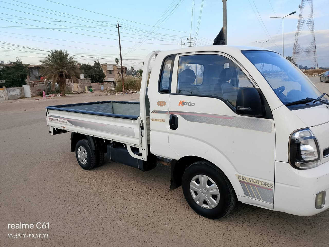 السلام عليكم كيا حمل  رقم بغداد تحويل مباشر موديل 2021 كفاله سياره بس بيها بارد باب السايق شبر الباقي كفاله السعر 135 وبيه مجال. مكان سياره بابل الاسكندريه.   استفسار ***********.    ***********.
