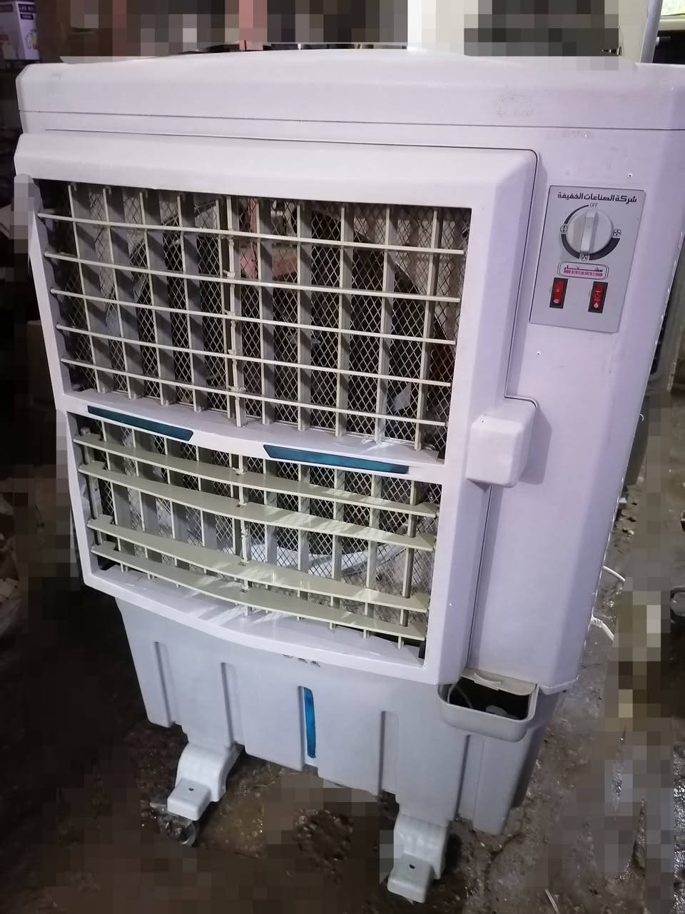 مبردات وطباخ واوفن
ومفرغه المانيه الأصلي
مروحة شحن عايزة بطارية
 كلهن نظاف وعلى الفحص
كلمن وسعره
حلة بكرلي شارع محطة الغاز او الاتصال عالرقم *********** الرقم بيه واتساب
مكلفة بالنشر
