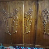 كنتور خمس أبواب للبيع جديد بي ضربه صغيره السعر 250 بي مجال بسيط مراجعه...