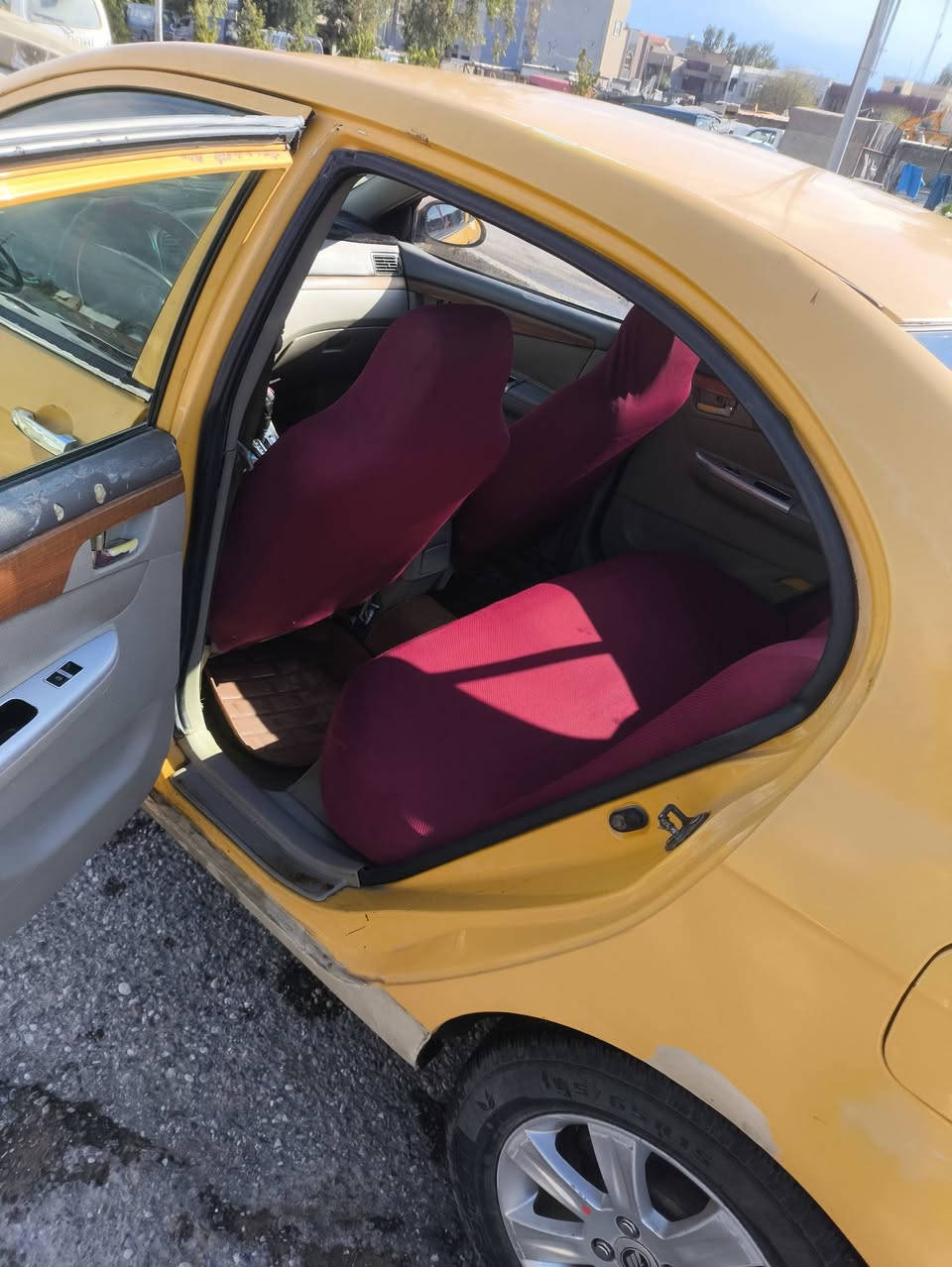 السلام عليكم ليفان 620 للبيع سعر 42
سيارة مكينة كير شرط كورله توماتيك 
بدون صبغ فقط معجون دوسات والي مبين بل صوره 
سنتر لك وجام تصعد ويا التقفيل كهربائيات بلادي 
السياره خير من الله ومابيها اي نقص 
رقم انكليزي جديد بسمي وهيئة وغرامات ماعليها شي 
الشراي يتصل *********** بيع فقط ماراوس
