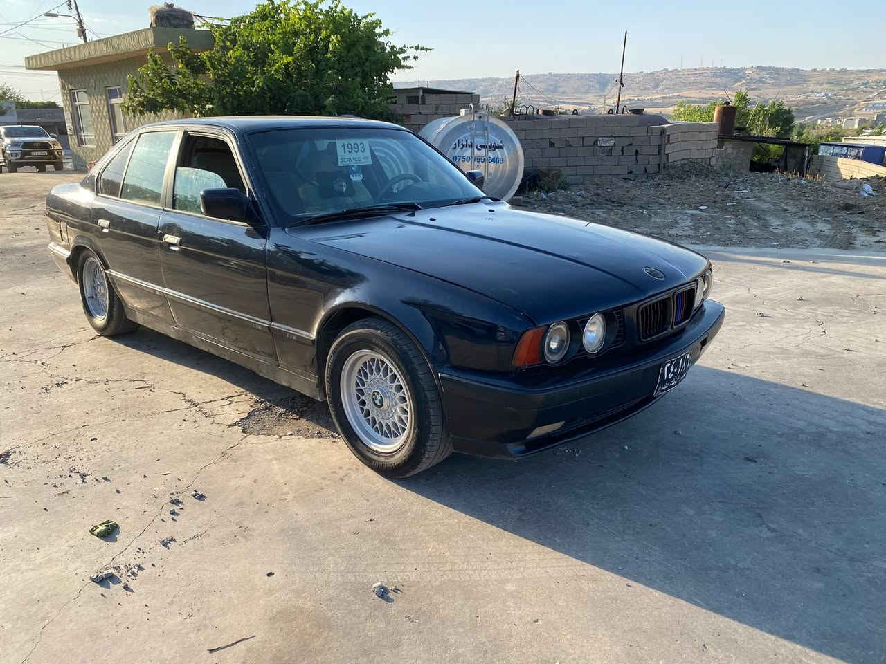 مؤديل ۹۲ مةكينه 525 گير حادى گيرو مةكينه بةشةرت موسو براوە دةحمو لئدران بةشةرت تةبريد گةرميو سةردى مةزبوته سةيارةكه بئ كئشةو مةسرةفة گؤرينةواش دةكةم شوئن شةقلاوه ***********
