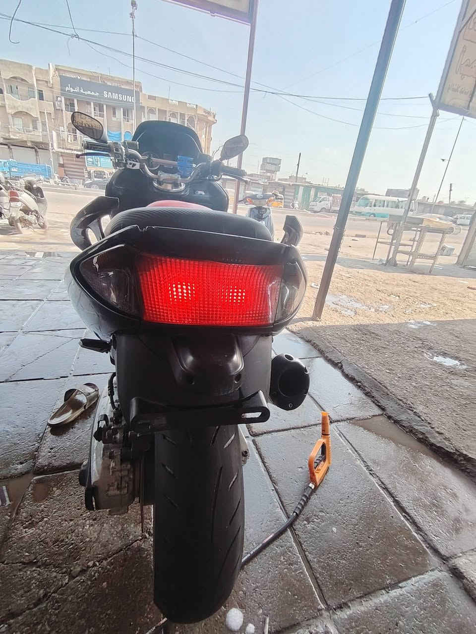 سلام عليكم تي ماكس 2008 للبيع دراجه مكفوله كفاله عامه مابيها ايشي السعر 20 ورقه العنوان بغداد الشعب مقابيل سوق اربعتالاف رقمي ***********
