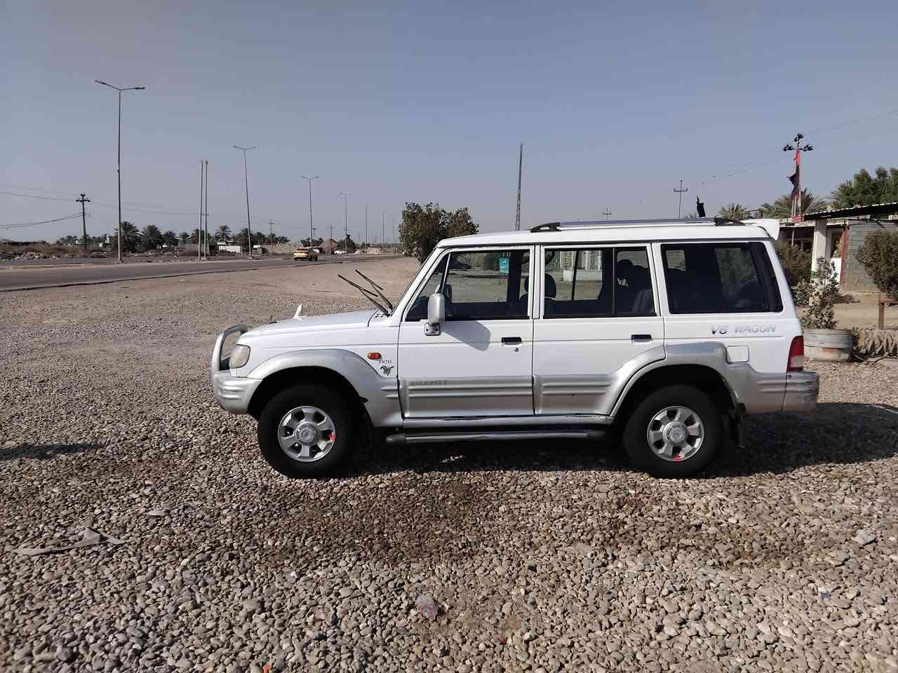 سلام عليكم كالوبر للبيع موديل 2002 تبريد ثلج تخم تاير مكان سياره واسط لصوره ***********
