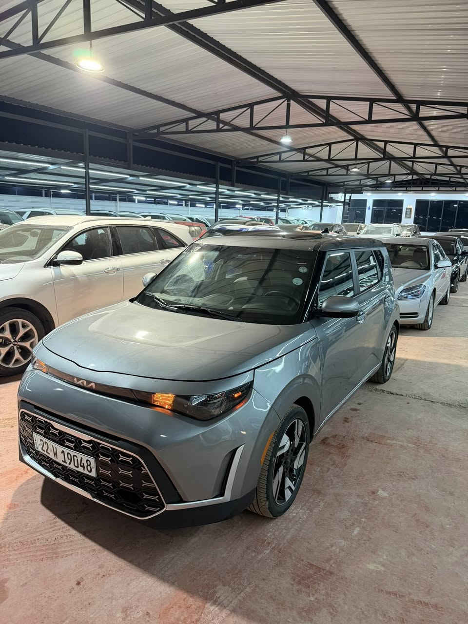 السلام عليكم
للبيع كيا صول 2023 جيتي لاين فول للأخير

حادث السياره جاملغ جهة السايق مبدل ومصبوغ وبيها بارد بحافة الجاملغ الخلفي موضحات بالصور 

السياره رقم اربيل تحويل او وكاله

مكاني بابل المسيب 
*********** ( خاص او واتساب )
