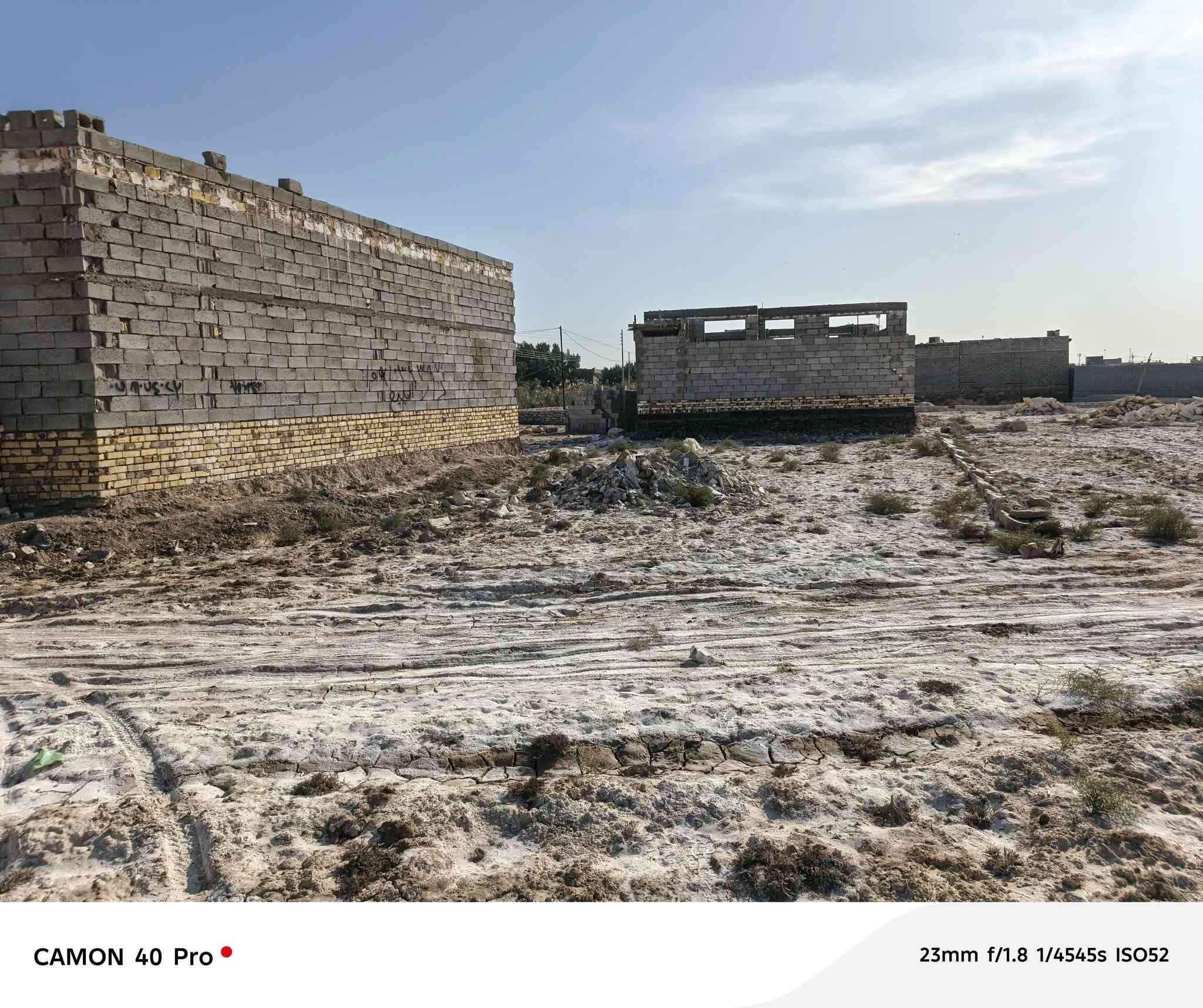 قطعه لبيع مساحتها ٢٠٠متر خلف الملعب بل اخير سعرها ١٦ونص مكلف بل نشر هذا رقم راعيها ***********
