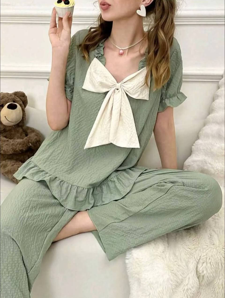 عرض خاص
اذا تاخذ درزنين توصيل مجاني 
تراك نسائي خامه كلينكس سعر الدرزن 108 الف
فري سايز يلبس لحد وزن 85 كيلو
اقل طلب نص درزن من كل موديل
عنوان المحل شورجه قرب البنك المركزي شارع تحت التكيه عماره النعمان زين العابدين العسكري ***********
