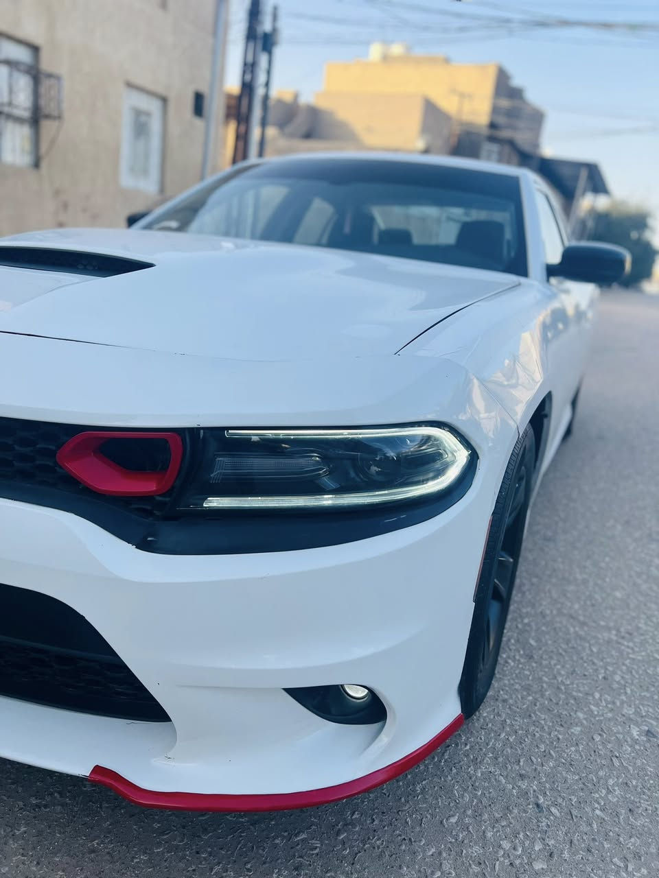 سلام عليكم للبيع او مراوس جارجر موديل 17 اصل فول مواصفات عدة الفتحة ماشية 150 ألف كيلو محرك 3600 حادثة جاملغ والبنيد وهنا بية صبغ 4 قطع بدون دواخل أبيع صبغ احزام السعر 153 الشراي يتصل وبي خير ويدلل مكاني كربلاء 
   ***********
