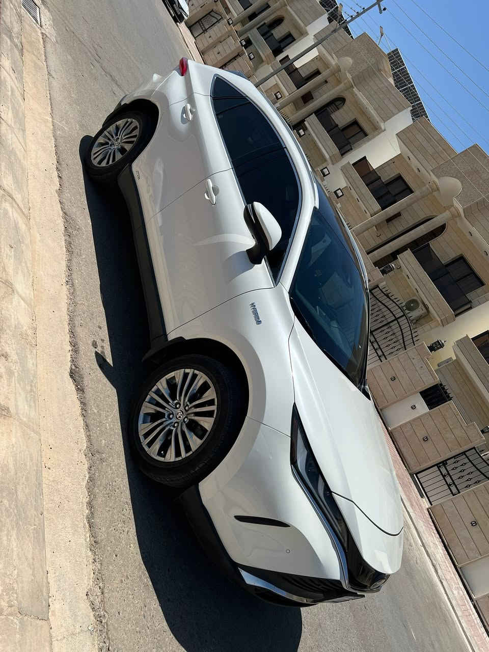 تويوتا فينزا 2021
فئة xle
مواصفات
كشنات جلد
تدفئة كشنات
كرسي السائق كهرباء
الصندوق كهرباء مع فتحه بتمرير الرجل تحته
لايت ليد وحاجب نهاري وكشاف ليد
شاشة كبيرة
بصمة تشغيل وبصمة ابواب 
دفع رباعي 
رادارات امامي خلفي
اوتو ستوب 
وبعد بيها مواصفات
الضرر فقط صبغ جوه رقم الجنطة
السيارة ماشية 80 الف
السعر (195 $ )
للاستفسار ***********
