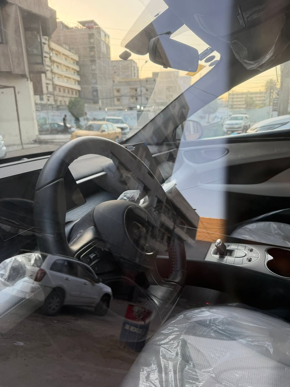 ً
بي واي دي 
سيل فايف 
مواصفات معروفة 
ماشية ٥٠٠٠
مرقم كامل 
السعر : 19,600,000 
للاتصال: ***********
***********
