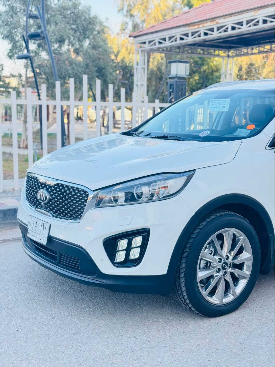 السلام عليكم ورحمة الله وبركاته 
كيا سورنتو 2016 سياره عل وضع شركه ستخدام شخصي حيل نضيفه فول موصفات ما عدا بنراما سايد بريك دكمه رادرات بصمه أبواب بصمه تشغيل أناره ترحيب سورنتو أشاره بمري  5 ويل كب 7 راكب 3 قطع تبريد 6 سلندر حساسات  امامي جانبي حاجب بوجكتوات زينون مرايات شفط بردات سلايت كشنات جلد قرميطي كشن حراري جنطه كهربائيه  سياره جاهزه مكينه كير حداديه تبريد عل وضع شركه  سياره مال جناي رقم ذي قار سنويه جديده تحويل مباشر  سياره مكفوله من الفتح والتبديل والضربه فقط طرف الباب بيه صبغ بصيط فقط  حته الدعاميات مكفولات شرط الفحص مكان سياره مركز الناصريه قرب مركز شرطه الفداء سعر 205  اتصال *********** ناصرية, ذي قار
