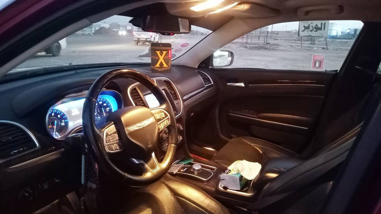 السلام عليكم اوباما للبيع موديل 18 مرمز 22 رقم ذي قار مداور  ثاني يوم فول مواصفات رادار بني راما كفاله من الضربه والتبديل فقط كلير صفحه السائق شخوط على وضع الشركه ماشيه 100 الف عنوان ذي قار شطره رقم الهاتف ***********
