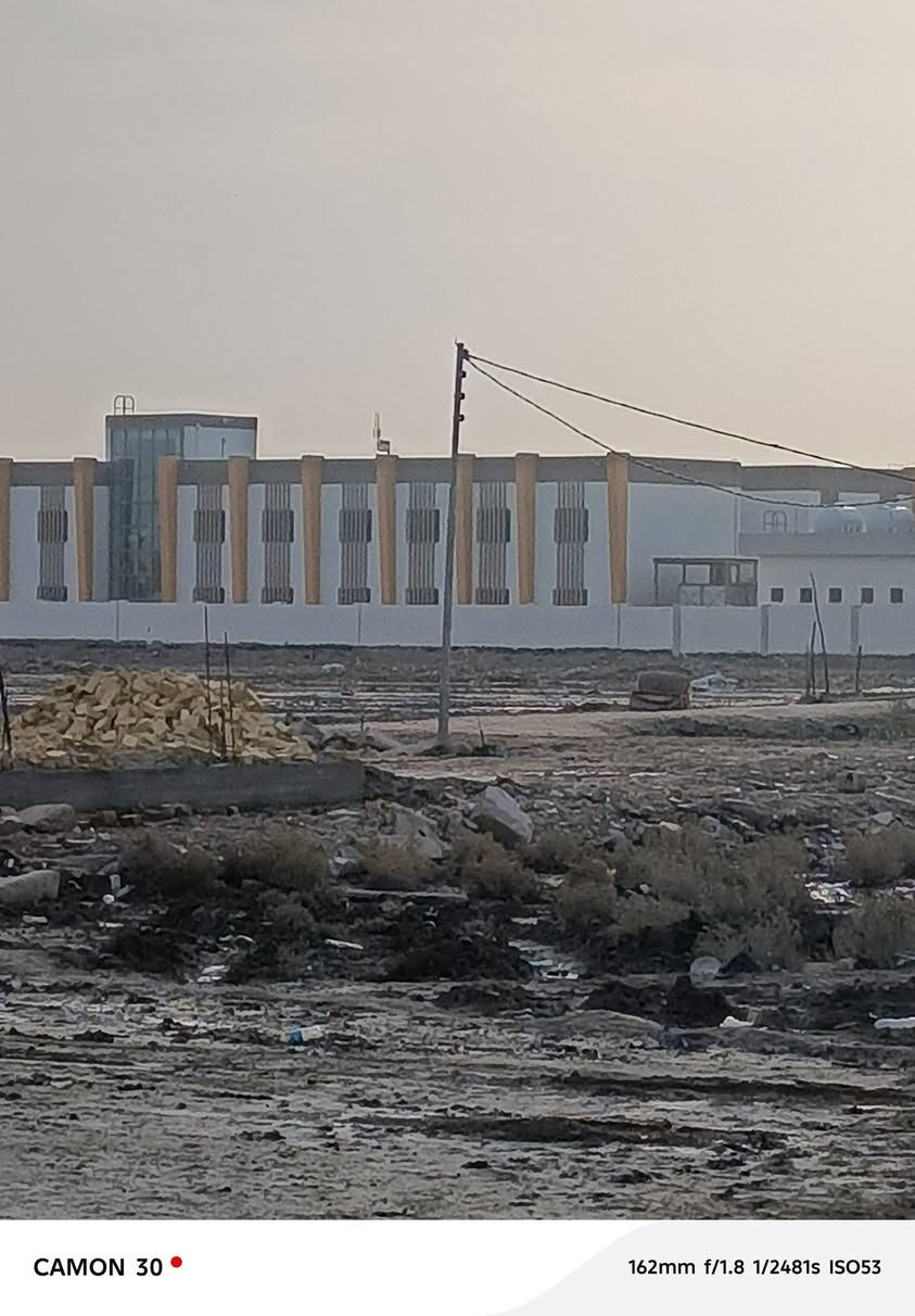 السلام عليكم قطعه طابو صرف للبيع ناحيه الفظليه المساحه 250 متر ركن على 3 شوارع الشارع الي مقابيلهه 20 متر الموقع كاع الساده قرب المدرسه الصينيه السعر المطلوب جدآ جدآ مناسب للاستفسار *********** واتساب *********** اتصل ❤️ نستقبل كافت العروض داخل الفظليه واطرافها 🥰
