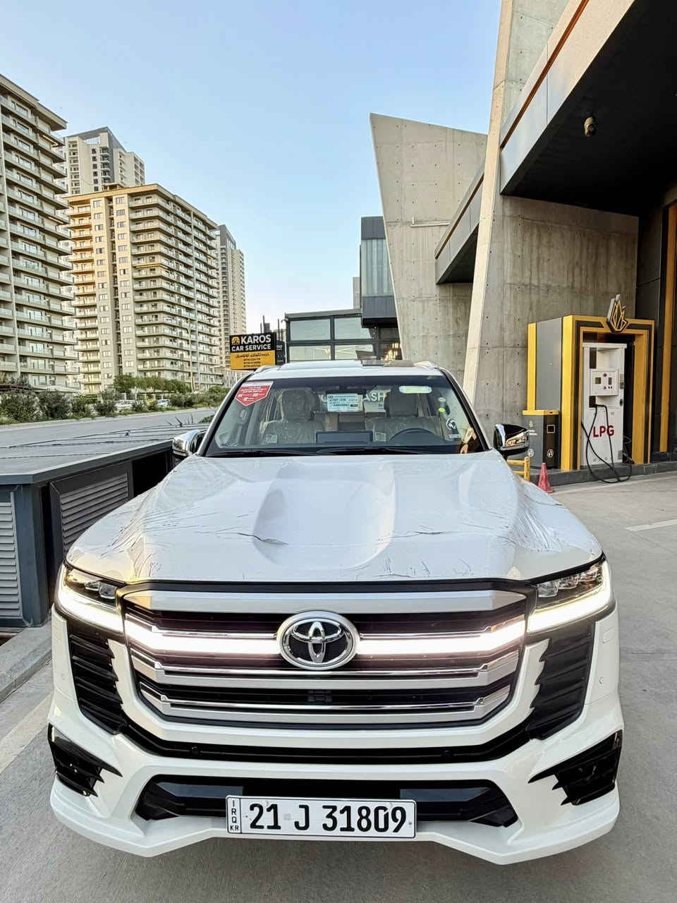 Land cruiser  2024 Limetd VX 

35,000 KM📦

🧿لاندكروز VX   ليمديد

🥇الضمان تيوتا العراق سار 

‎( شركة ساز)

كل غراض بلادي موجود

ماشييه  35  الف  كم 
سعر 708$
                                                   ***********_ 📲

‎🏮المواصفات :
-سياره دبل رادار

-المصابيح:  LED

-٥كاميرا  

-رادا أمامي خلفي جانبي

-نظام الصوت JBL

- محرك 6 سلندر تنفس تبيعي

‏‎- فتحة سقف ( سلايد ) 

-٣ شاشات 

- شاشات ترفيه خلفية

‏‎- مقاعد جلد-تدفئة-تبريد

‏‎- مقاعد كهربائية 

- مقاعد امامية تبريد 

- ⁠تبريد وتدفئة امامي خلفي 

‏‎- بصمة الابواب 

‏‎- صندوق كهربائي

‏‎- مصابيح LED و زينون

-7 راكب 

-شحن واير ليس 

-حساس امامي خلفي 

‏‎- حجم العجلات 20 inch 

مكفول كفاله عام كلشي مابيها بل باكيت

🪬مكفولة كفالة عامة من الدعامية إلى الدعامية

‏‎ بدون صبخ .بدون بارد  ،بدون رصعات ،بدون حتى شخط

💎‏‎دعاميات هم بدون صبغ ،رمل مابي ،لحية بدون صبخ ..بقية كلها بشرط

🖱️محرك كير بشرط مامفتوح

‏‎سيارة حيل نظيفة كلشي عل بلاد لوك

‏‎باسمي السنوية بشرط تحويل و خرامة 

‏‎♟️سيارة مابيـها دينار مصرف كامل من كل نواحي

رقم شيمالي  سليمانيه 🥇🥈

نفسي يوم /تحويل و وكالة حاظر 

مكانك /داخل سليماني 📍

***********_ 📲
