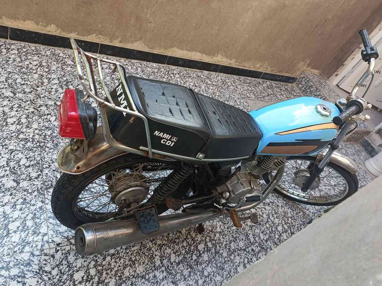 دراجه يراني 2015. مكفوله مكينه
مكفوله من سرقه وراق ضايعه سعر 350.قفل 

***********
