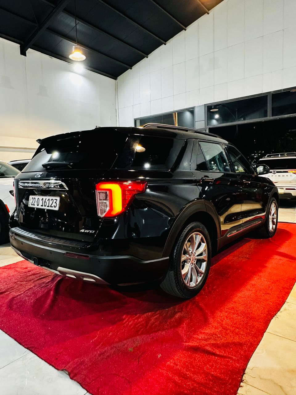 #مرقم_اربيل
FORD EXPLORER XLT PLUS 2023

الموديل : 2023 فور ويل دفع رباعي 

اللون : اسود

السعر : 240$

حجم المحرك : 4 سلندر ( 2300 توربو )

الضرر : كما موضح بلصور. بدون صبغ بدون تبديل. فقط تعديل بارد 
رقم شاصي وصور اميركا مرفقة مع الصور
   
بدون رقم وبشرط الترقيم ( أربيل - سليمانية - دهوك )

المواصفات : XLT

سقف بانوراما
شاشه سوني لمس  
ستيرن تدفئة
كشنات تدفئة 
كشنات امامي كهربائي 
كشنات جلد 
صندوق كهربائي 
حساسات خلفية
بصمة ترحيب بلاجيكتور
تبريد خلفي 
عدد المقاعد (7) راكب
رادار  امامي وخلفي 
كاميرة خلفية 
كشافات
اوتو ستوب 
تشغيل عن بعد

العنوان: كركوك

معرض هشام الحمداني لتجارة السيارات
للاتصال واستفسار
***********

***********

‭0773 051 3296‬
