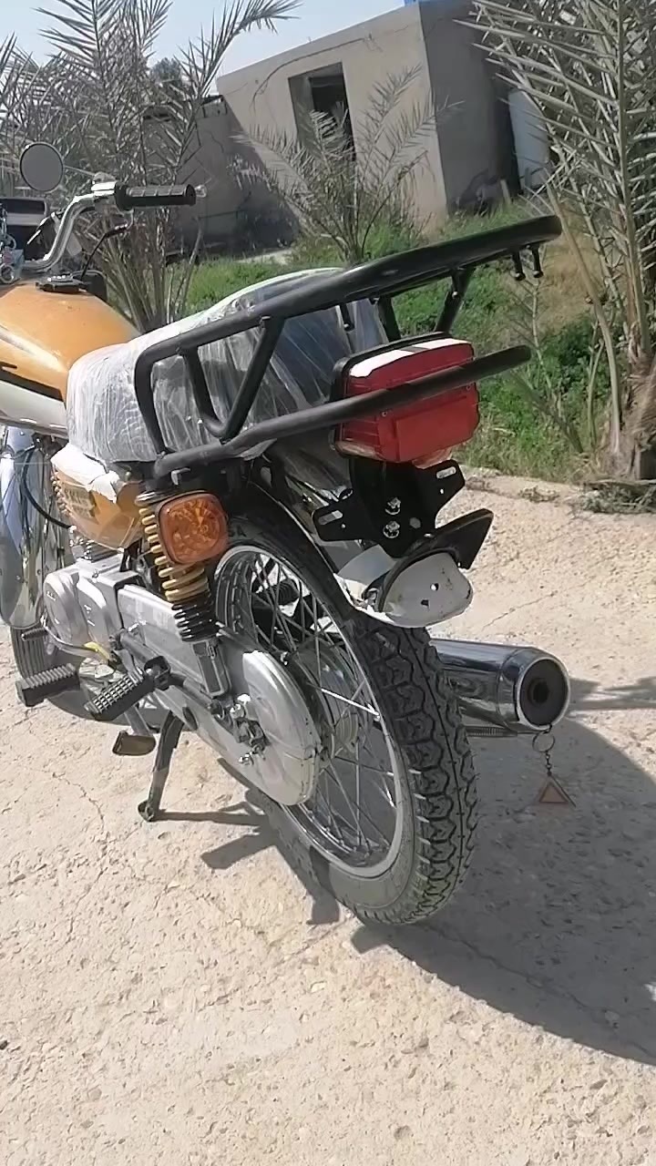 نامه شلامجه ٢٢ اوراق اصولي 7 وكيل نوار باشا 
الدراجه مكفولة من شلعه و سرعه و كهربائيات و فصلة 
مكينه بلاد ما مفتوح
سعر ٨٥٠ *********** بيه واتساب
