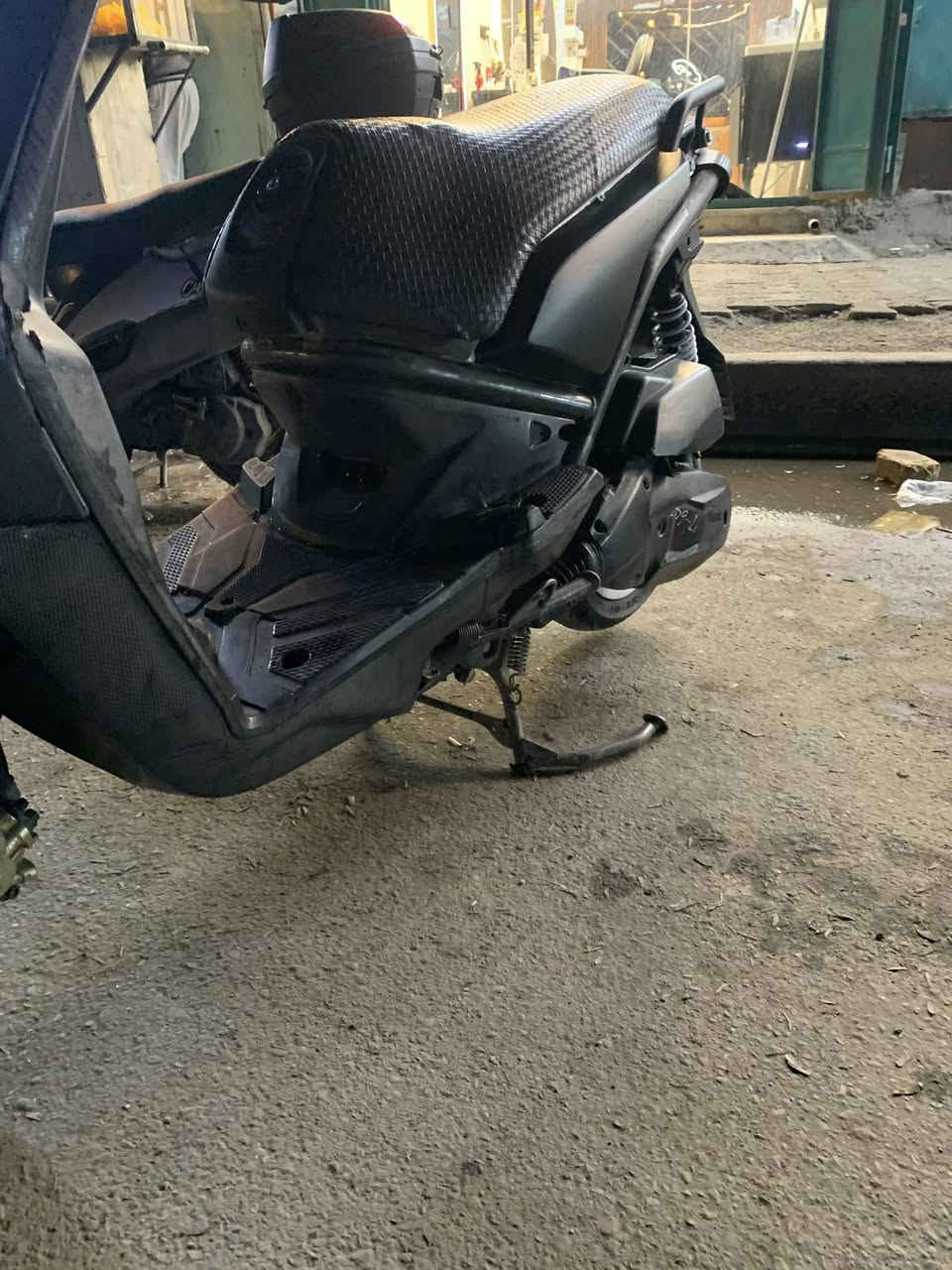 السلام عليكم سكنس جبلي ما مفتوح ابد كفاله عامه يحتاجهه ترتيب  السعر ٩٥٠ وبيهه مجال مكاني بغداد مدينه الصدر رقمي ***********
