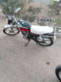 دراجة • بدون أوراق • تقاطع عبدالله ابن علي